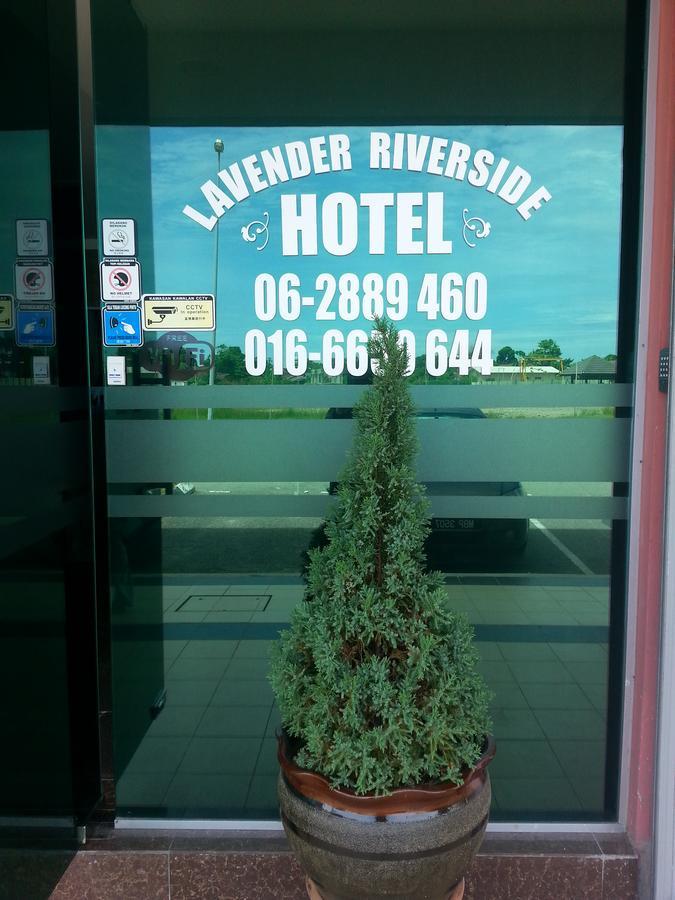 Lavender Riverside Hotel Малакка Экстерьер фото