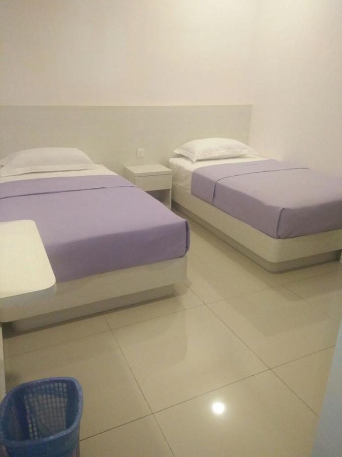 Lavender Riverside Hotel Малакка Экстерьер фото